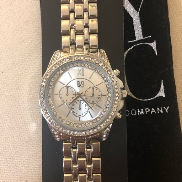 Watch - Picture 2 of 5